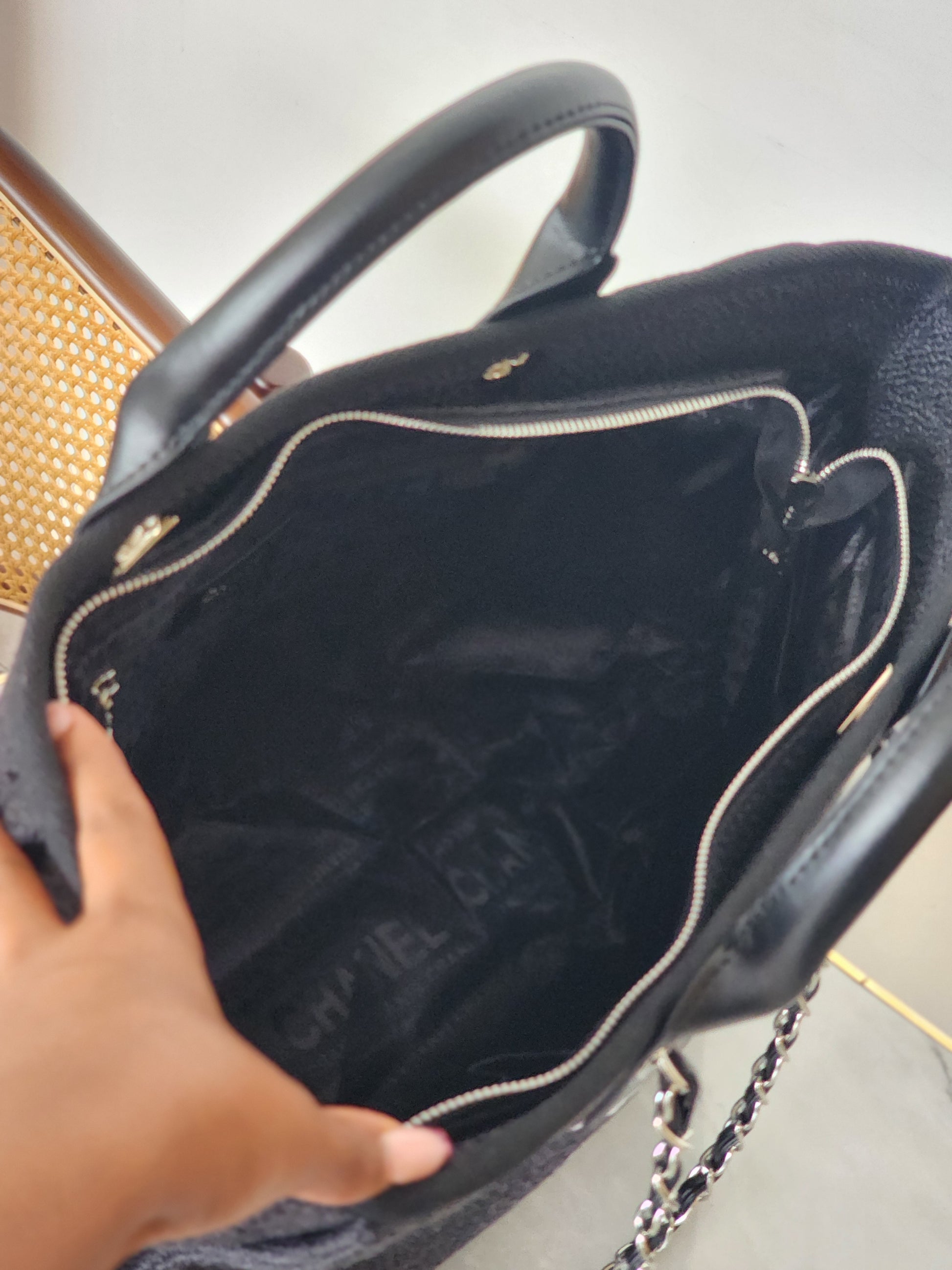 Chain Handle Canvas Tote – Black Edition