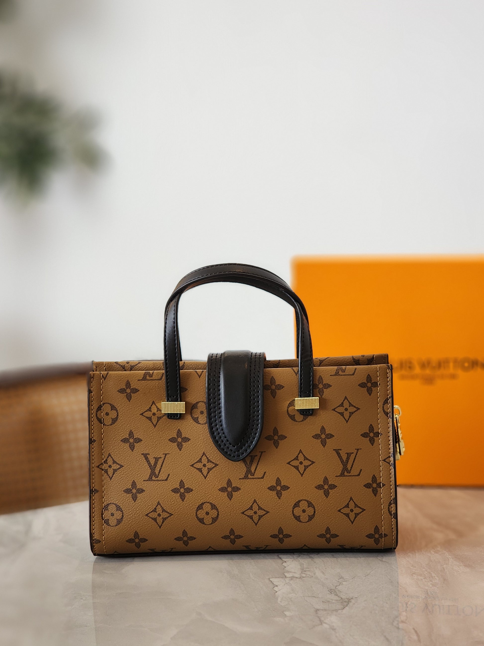 Monogram top handle