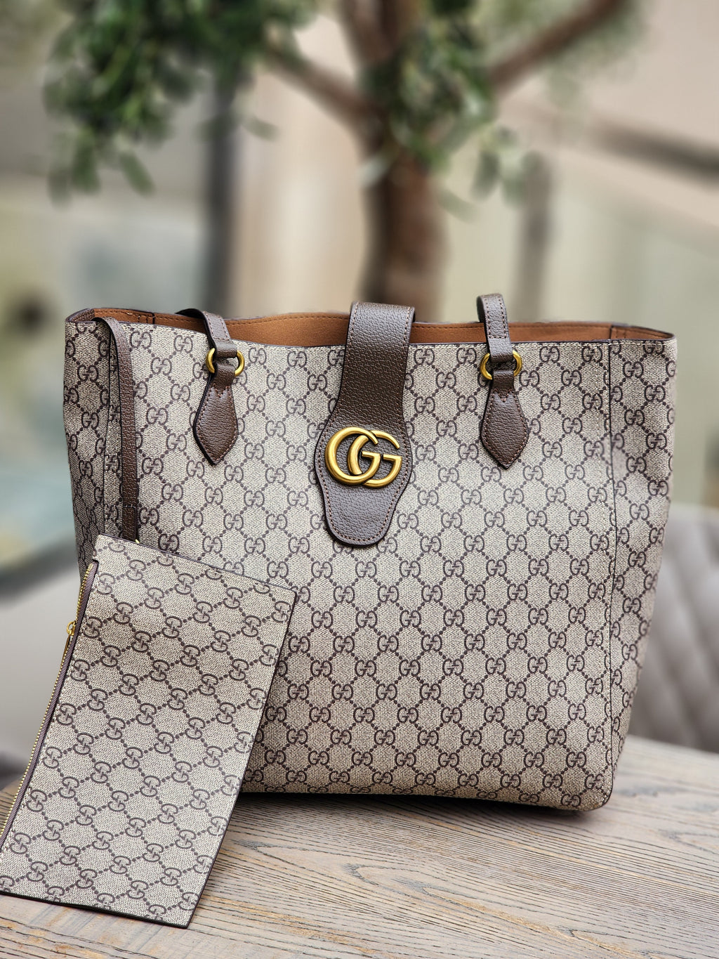 GG Signature Tote