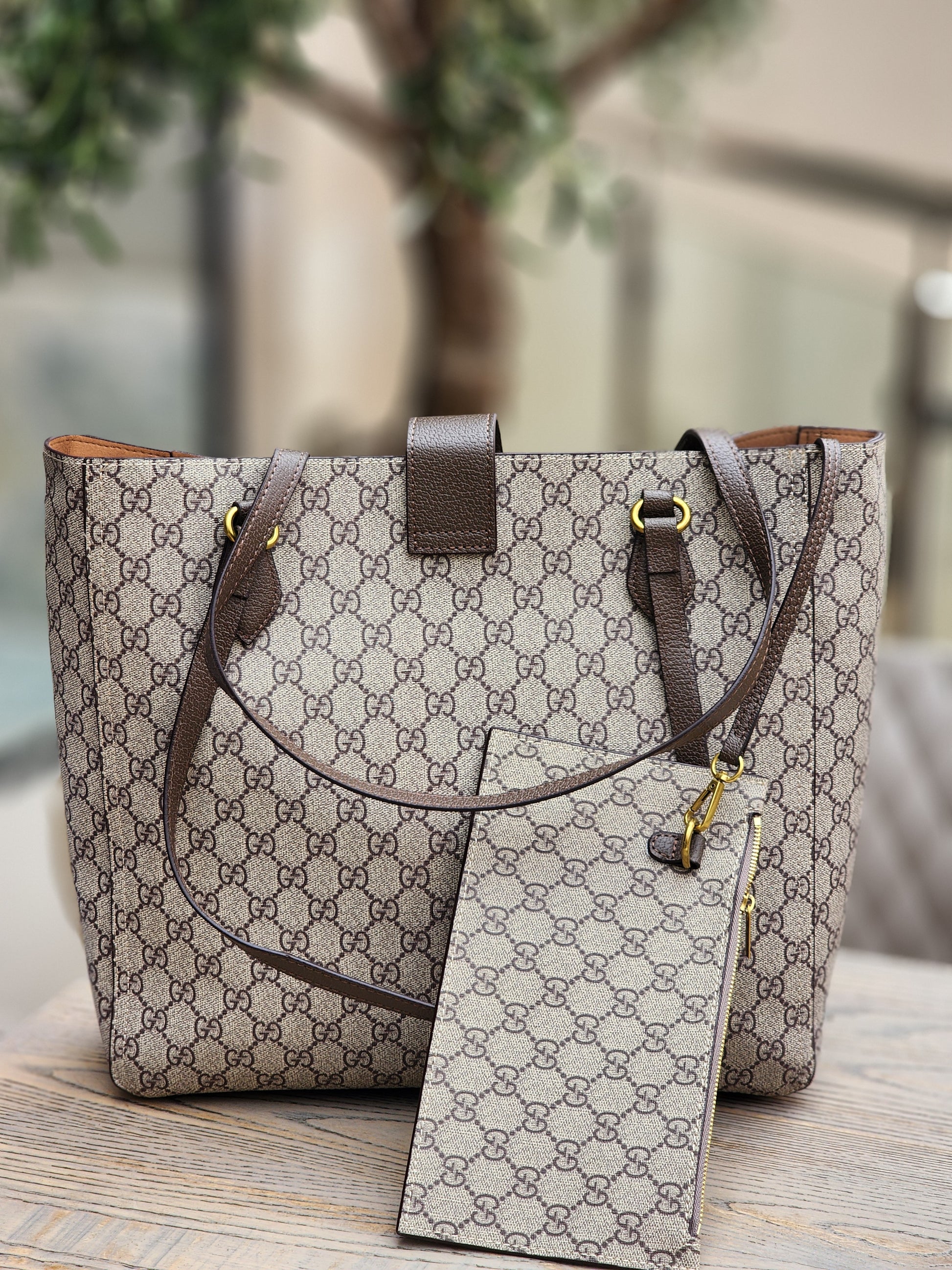 GG Signature Tote