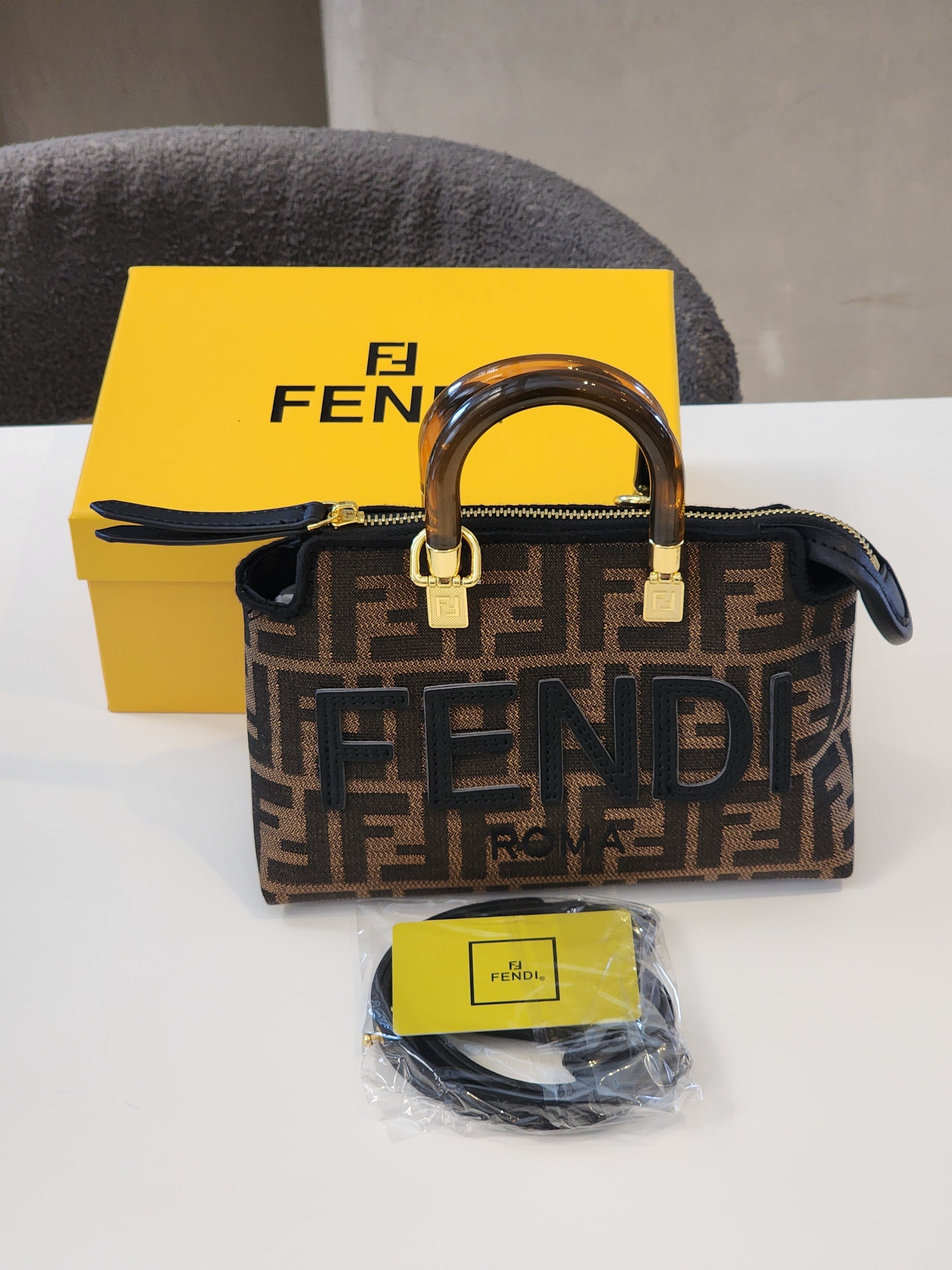 Mini Sunshine Shopper