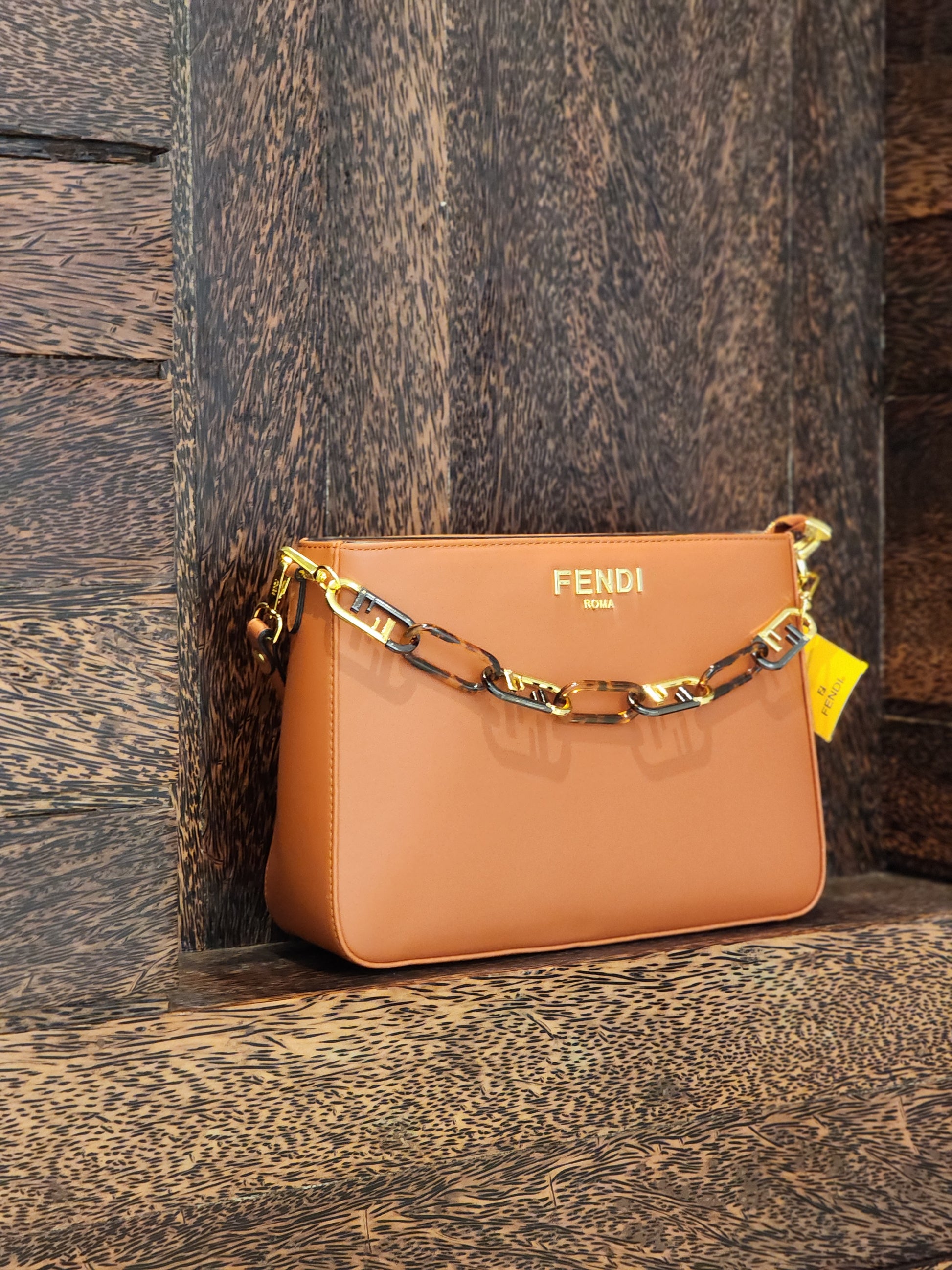 Chain Detail Shoulder Bag