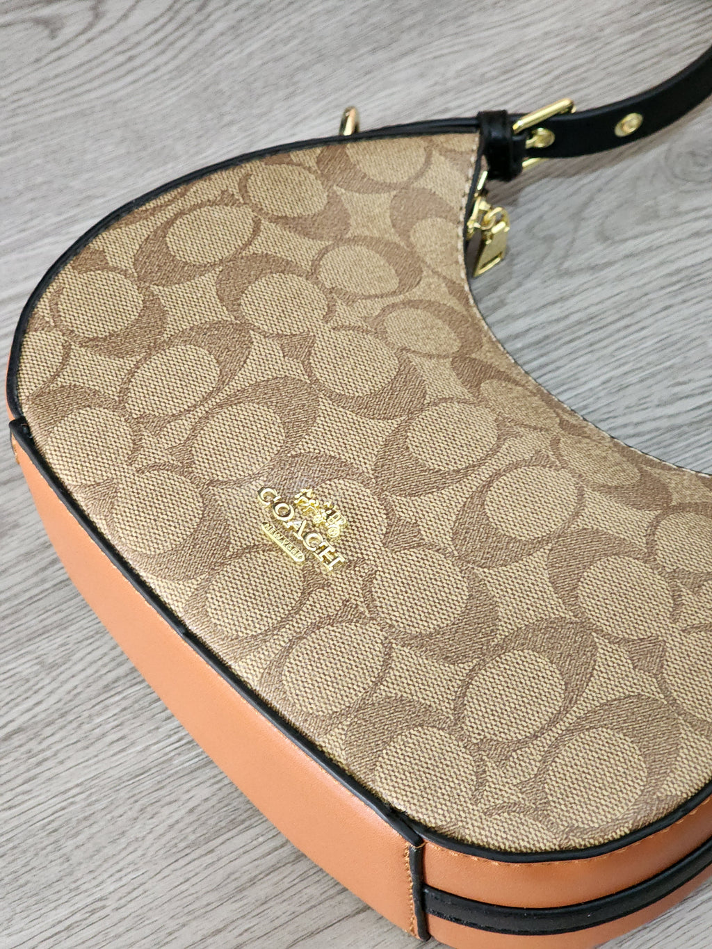 Jacquard Shoulder Bag