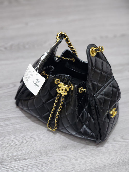Black Quilted Chain Shoulder Bag – Gold Accent Edition