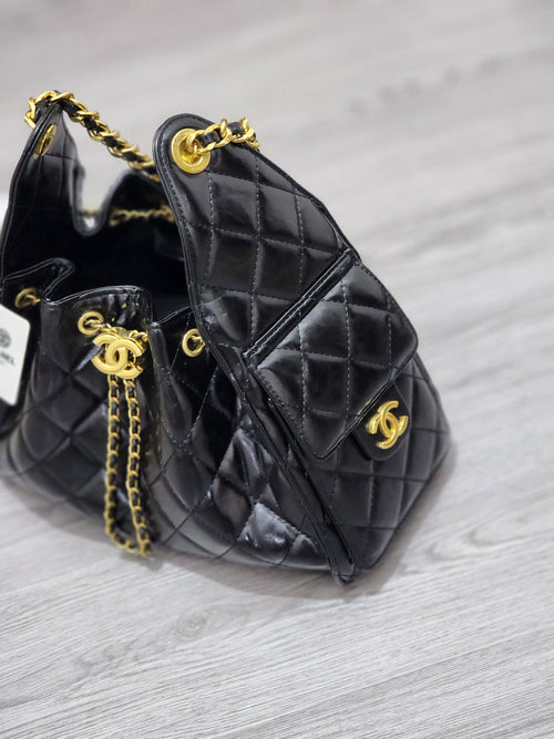 Black Quilted Chain Shoulder Bag – Gold Accent Edition