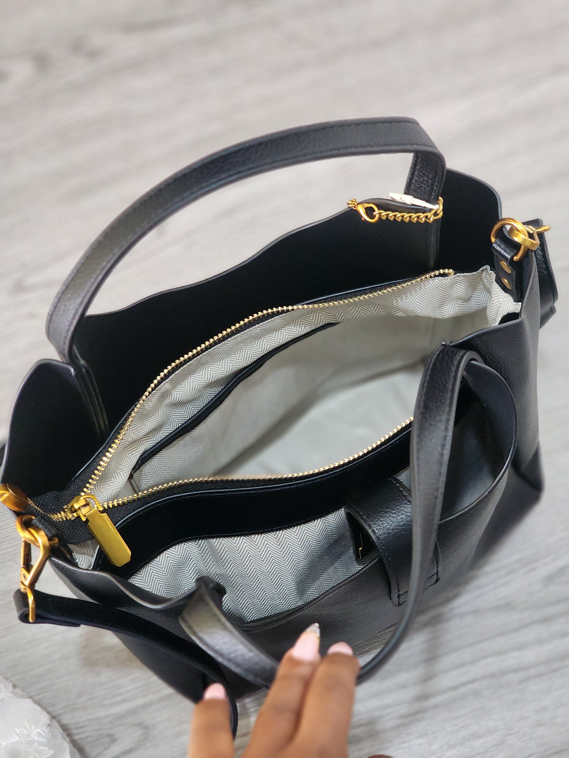 Ahera Minimalist Curve bag – Noir