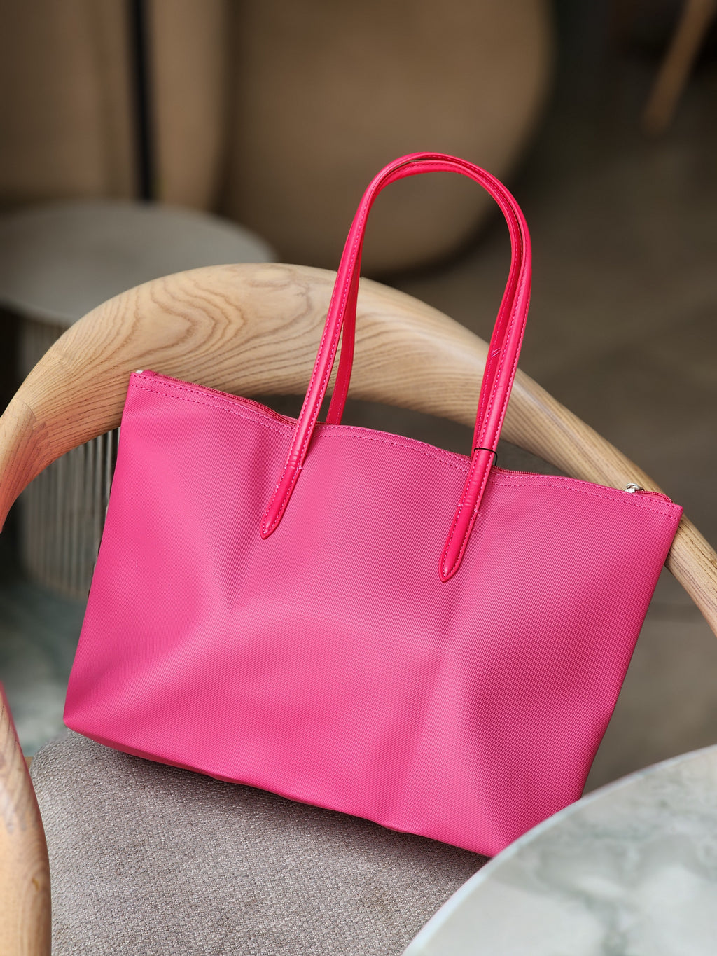 Signature croc logo tote