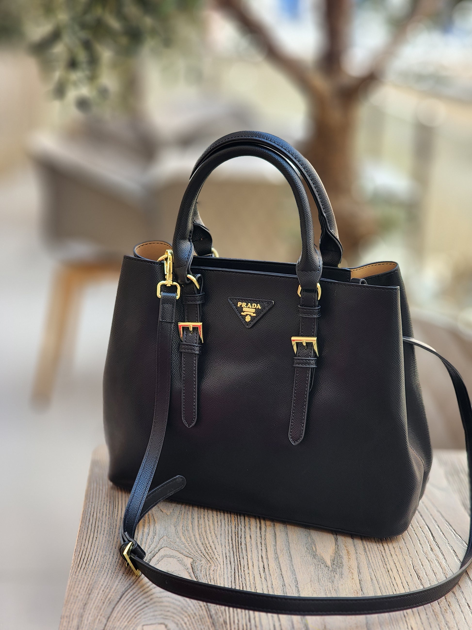 Elegant Black Handbag