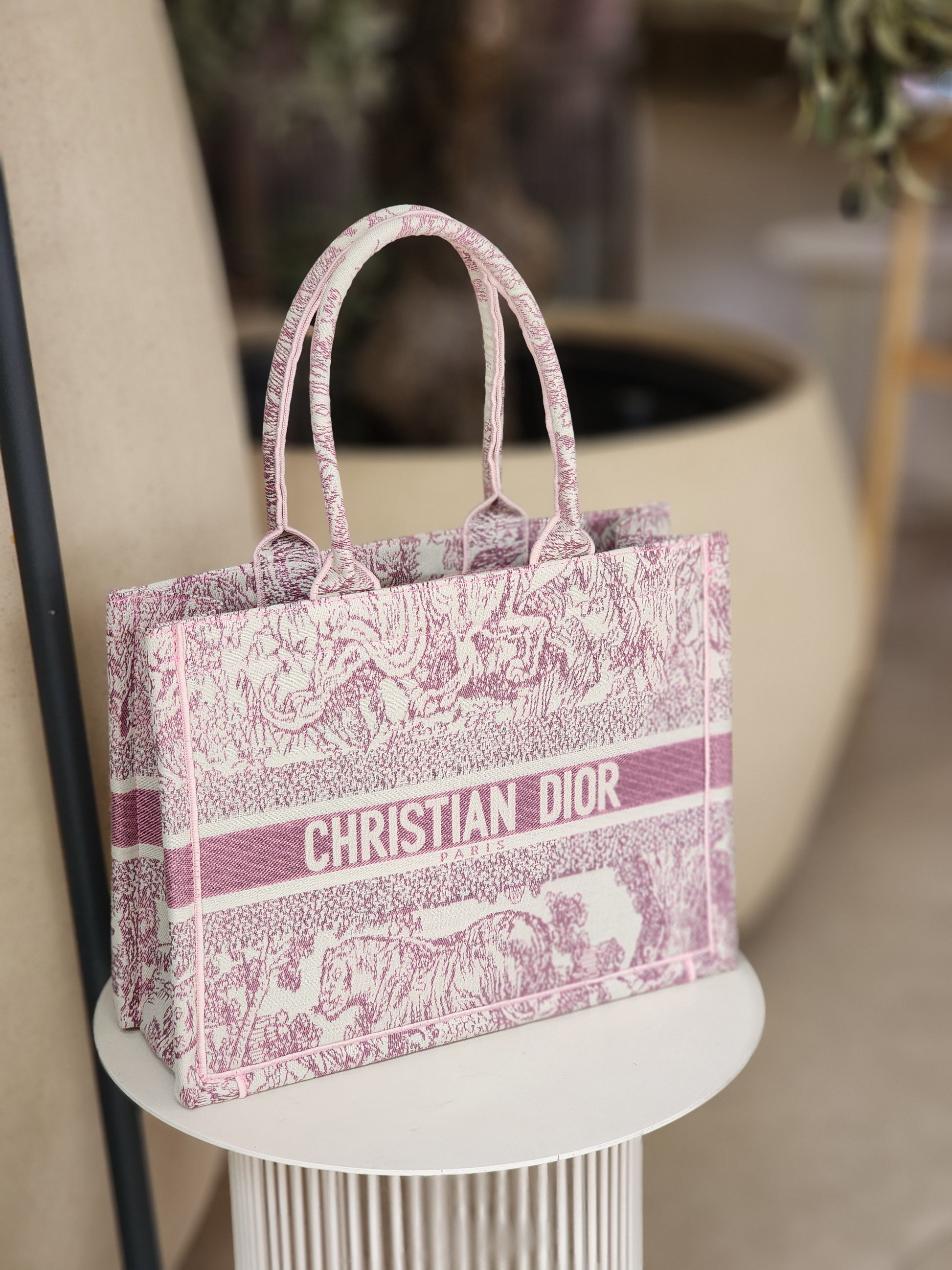 Oblique Tote