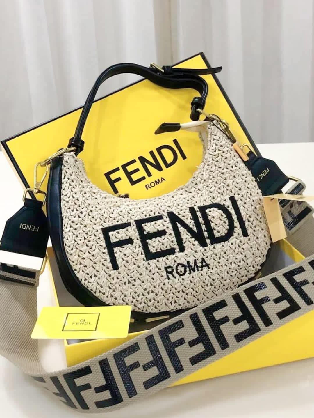 Raffia Shoulder Bag
