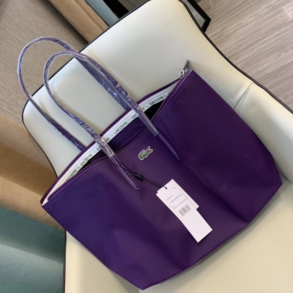 Signature croc logo tote