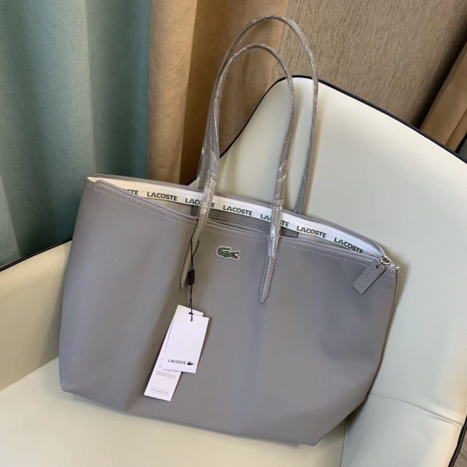 Signature croc logo tote