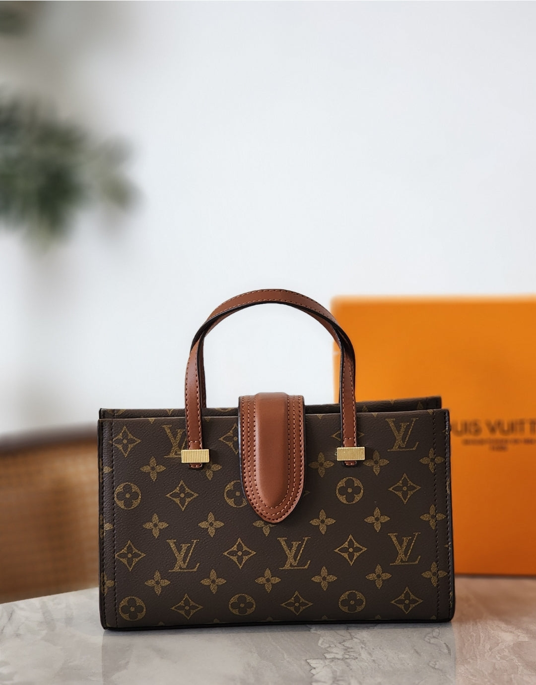 Monogram top handle