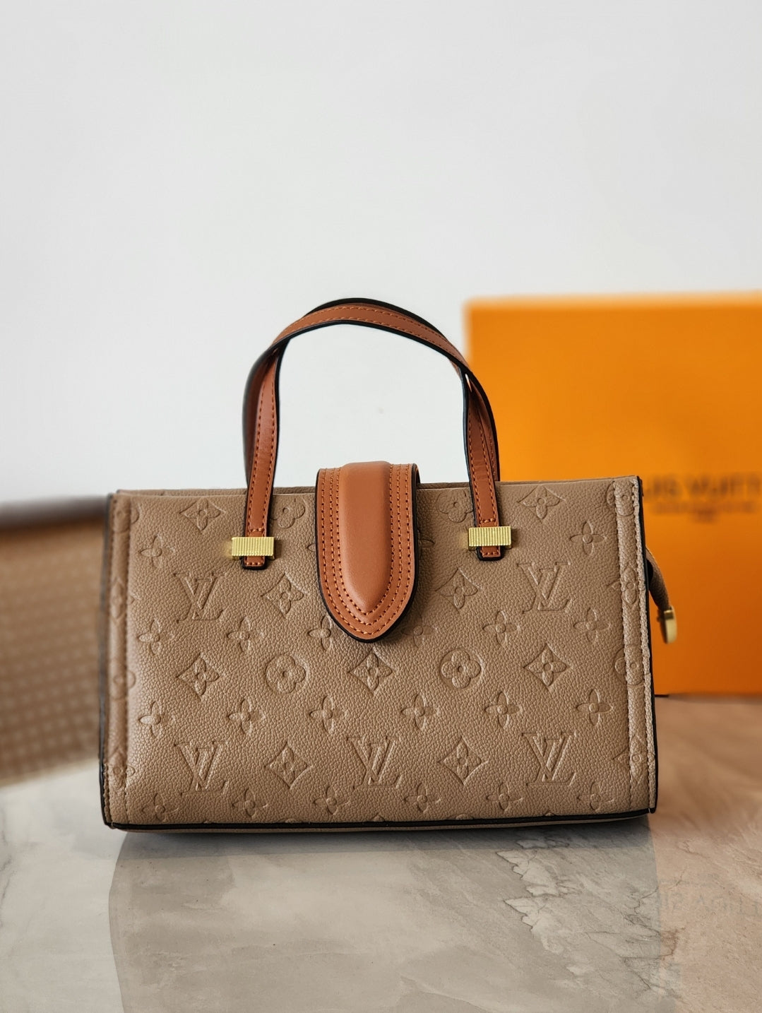 Monogram top handle