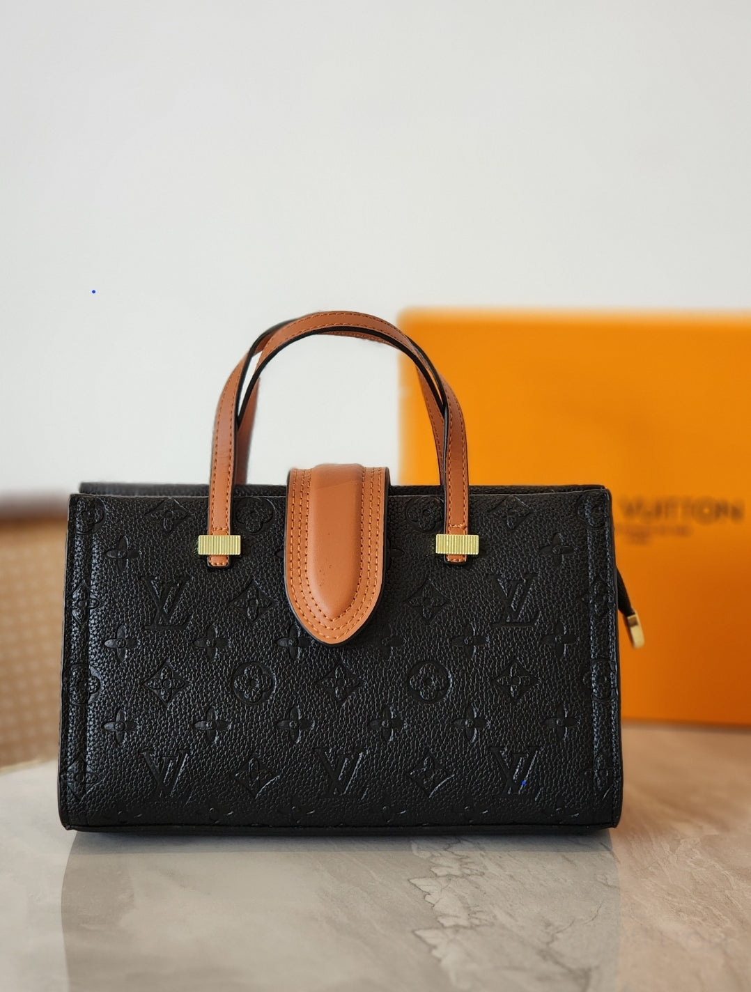 Monogram top handle
